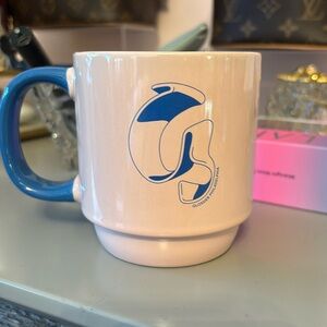 Glossier Philadelphia Mug